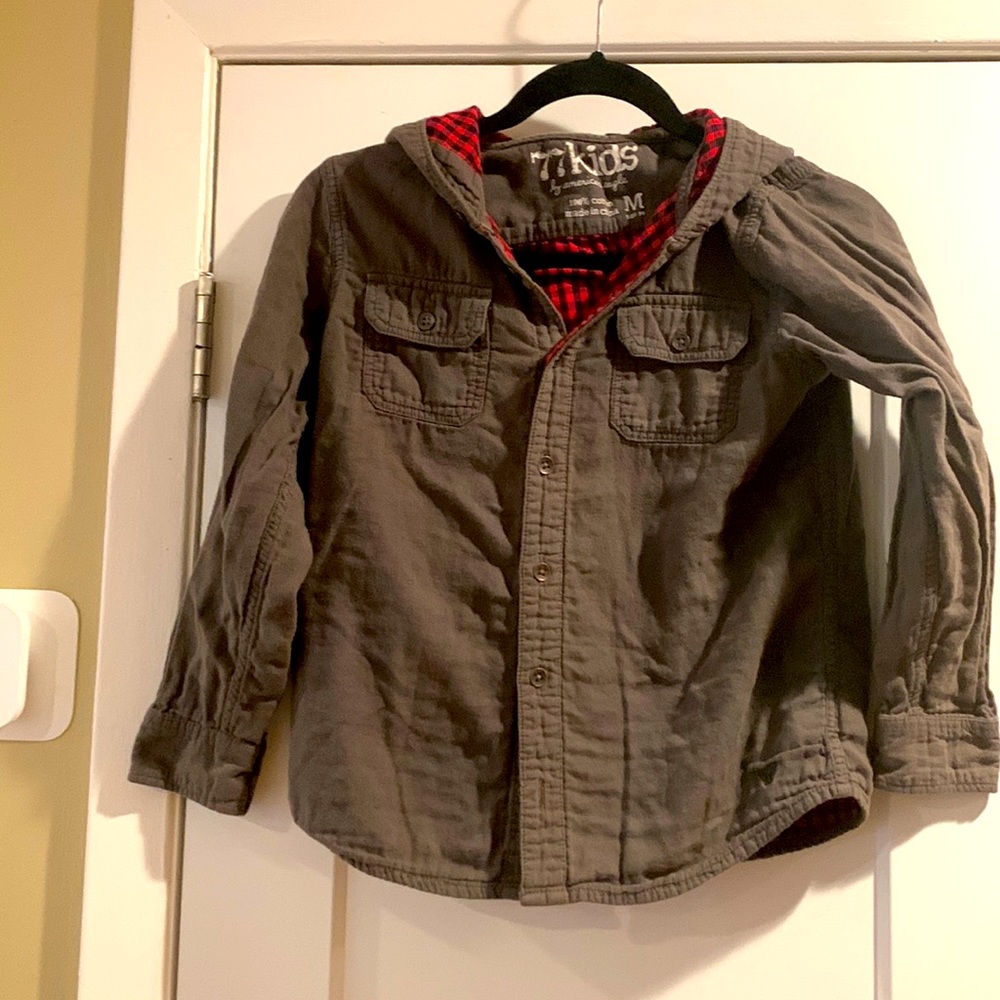 Super soft, boys size 10. American Eagle 77 kids. Button up flannel hoodie.